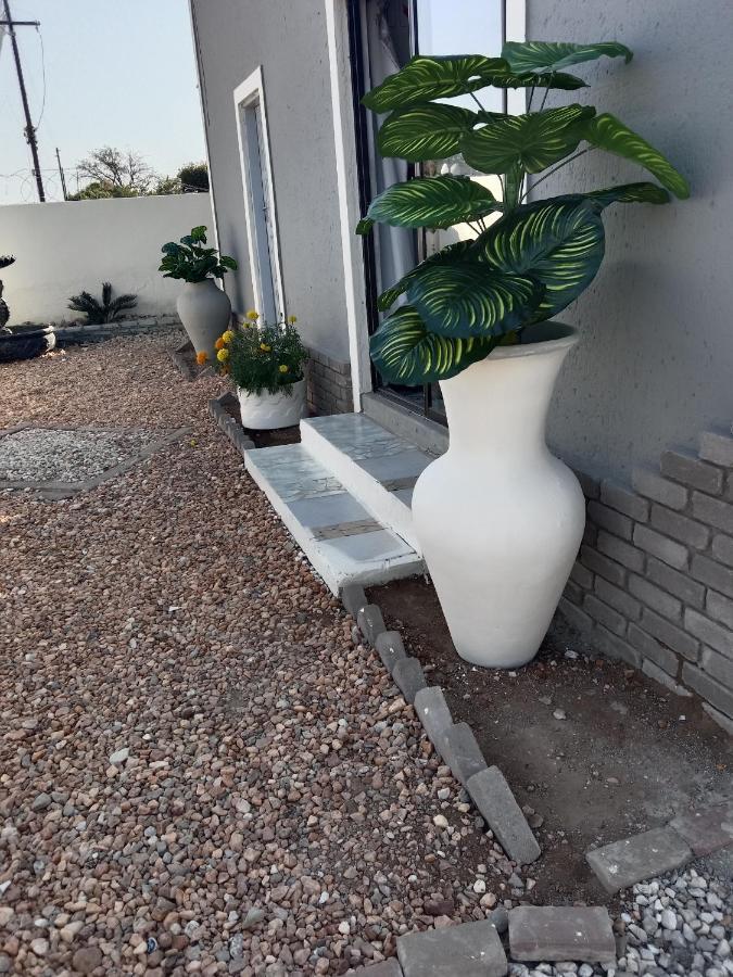 Fourties Guest House Phalaborwa Eksteriør billede
